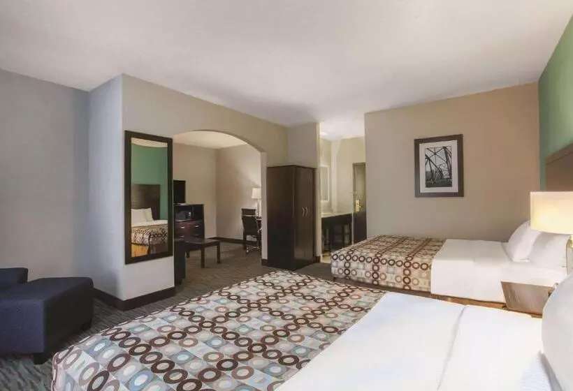 スイート（家族用）, La Quinta By Wyndham Knoxville East