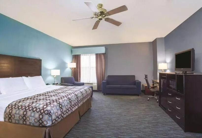 キングサイズベッドのスイートルーム, La Quinta By Wyndham Knoxville East