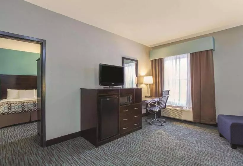 スイート（家族用）, La Quinta By Wyndham Knoxville East
