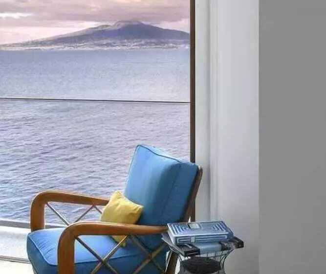 オーシャンビューデラックスルーム, Maison La Minervetta