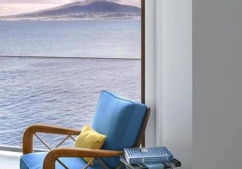 חדר דלוקס נוף לים, Maison La Minervetta