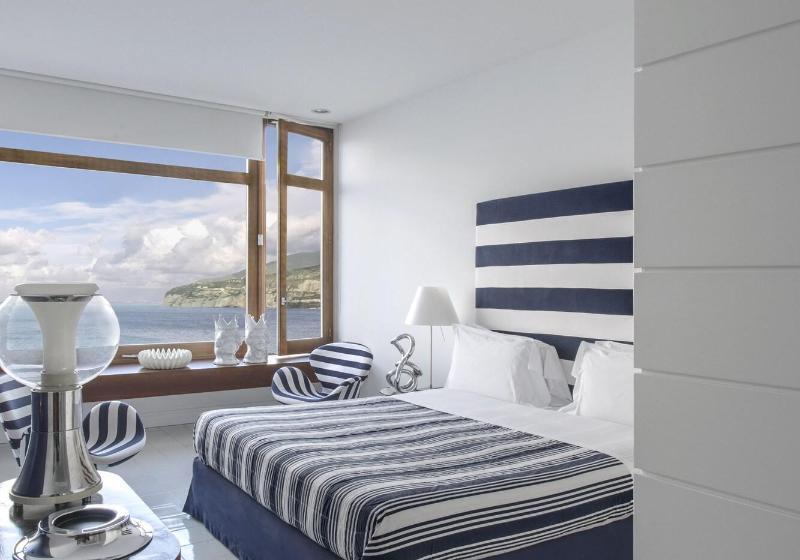 חדר דלוקס נוף לים, Maison La Minervetta