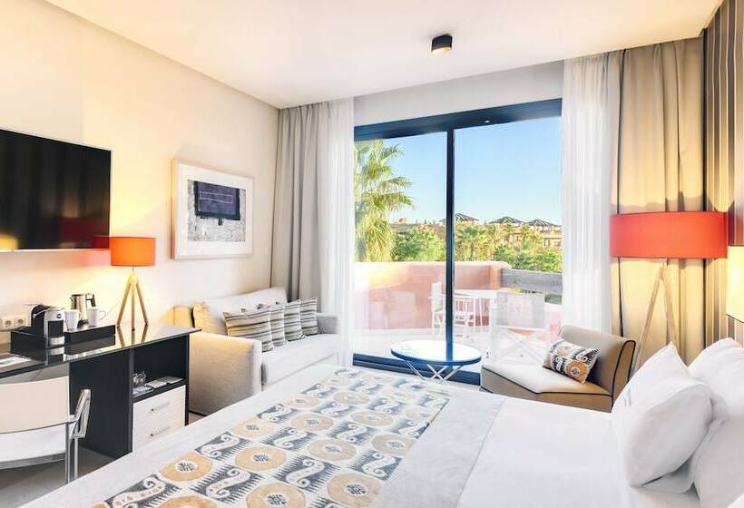 Номер Deluxe Вид на Сад, Royal Hideaway Sancti Petri