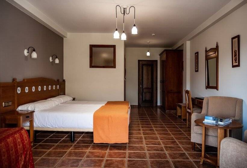 غرفة قياسية, La Fragua Ii