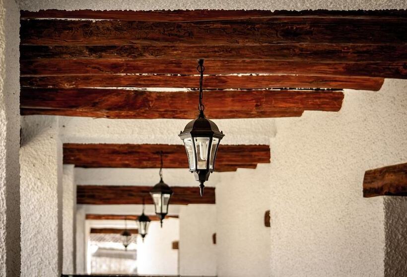 غرفة قياسية ثلاثية, La Fragua Ii