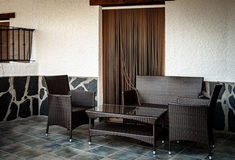 غرفة عائلية, La Fragua Ii