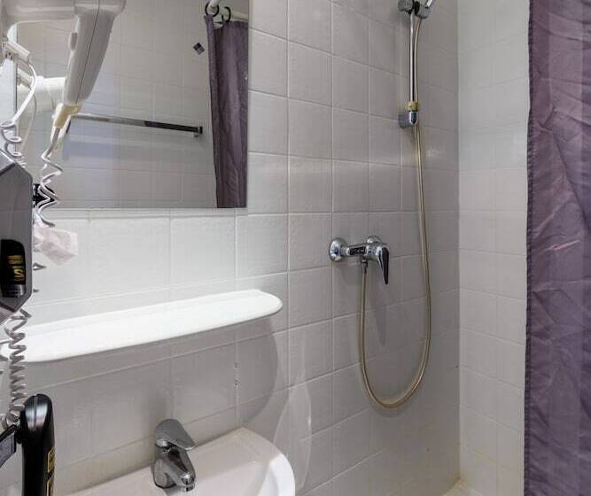 スタンダード4人部屋, Sonata City