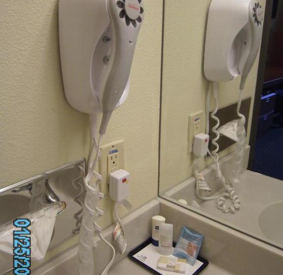 غرفة ديلوكس, Stay Beyond Inn & Suites