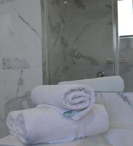 디럭스 룸, Sunseeker Motor Inn