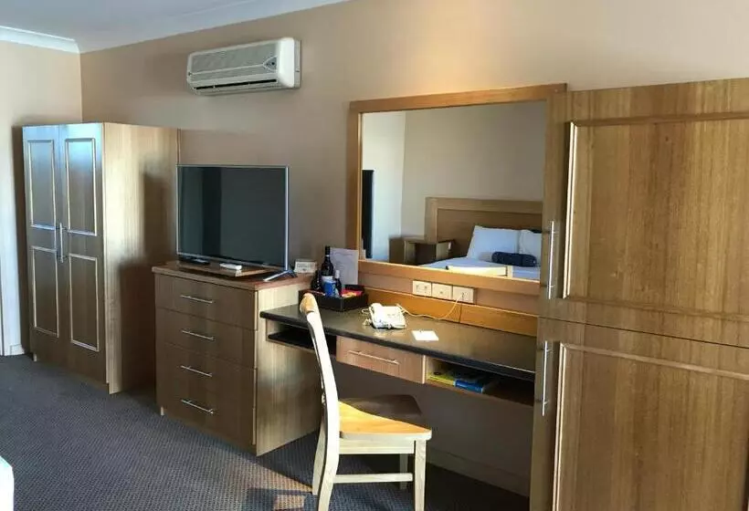 キングサイズベッドのスタンダードルーム, Sunseeker Motor Inn