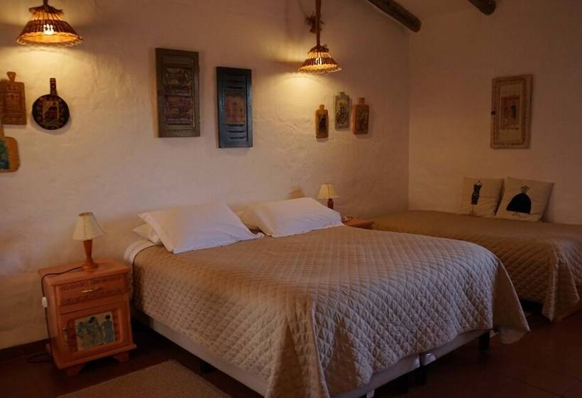 بانگلوی استاندارد, El Pueblito Hotel Boutique