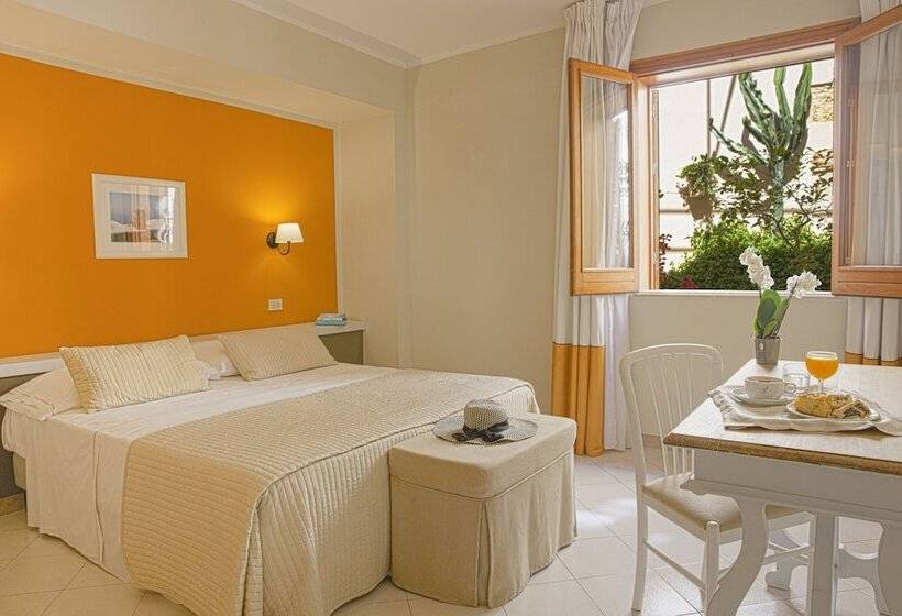 标准间带双人床, Al Madarig