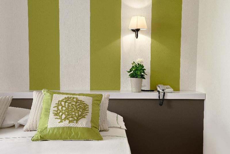 标准间带阳台, Al Madarig