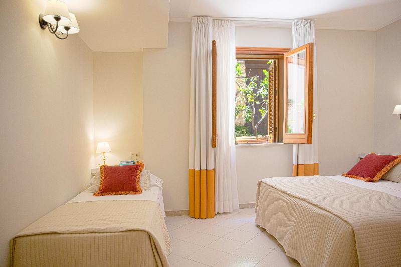 标准三人间, Al Madarig