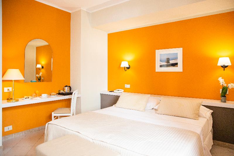 标准间, Al Madarig