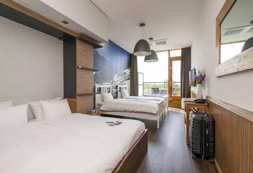 Juniorsviitti, Alpine Hotel Snowworld