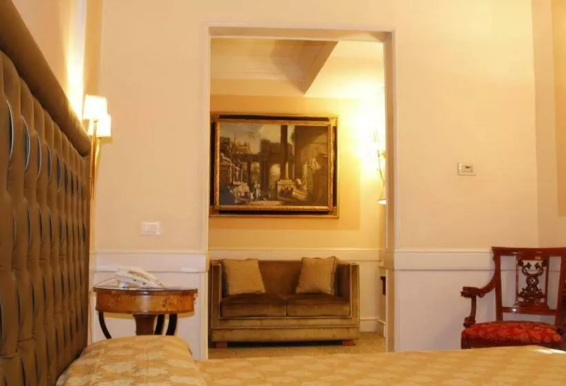اتاق خانوادگی, Boutique Hotel Trevi