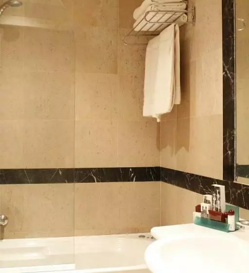 اتاق خانوادگی, Boutique Hotel Trevi