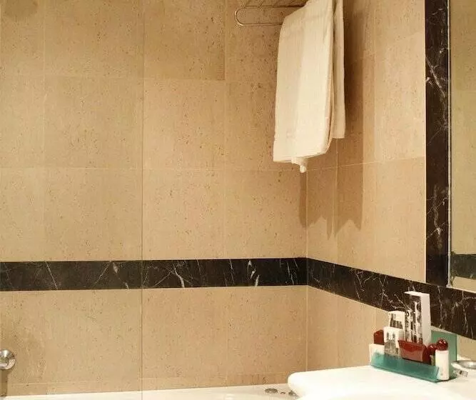 اتاق استاندارد سه نفره, Boutique Hotel Trevi