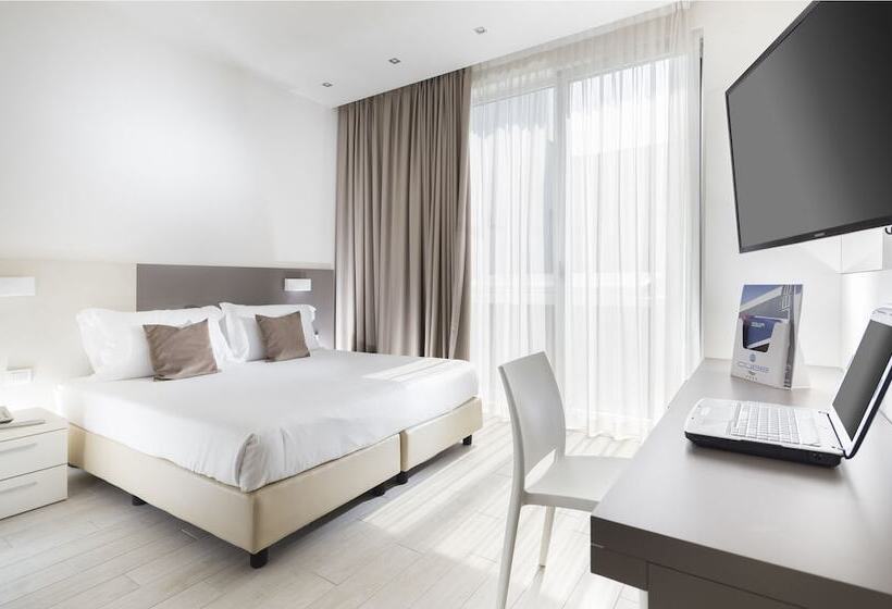 اتاق اجرایی, Cube