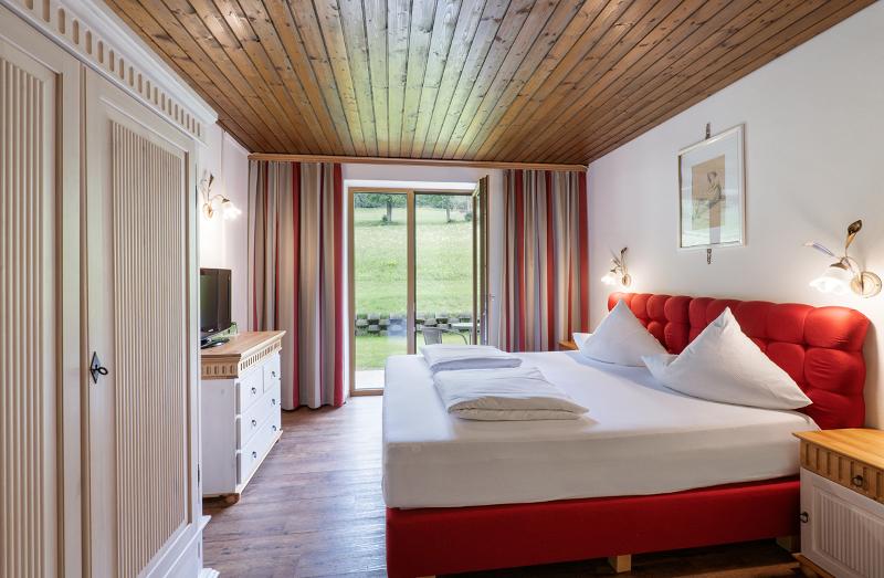 اتاق سوپریور, Cube