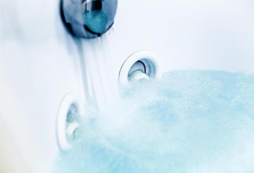 サイドシービュージュニアスイート, Gambrinus