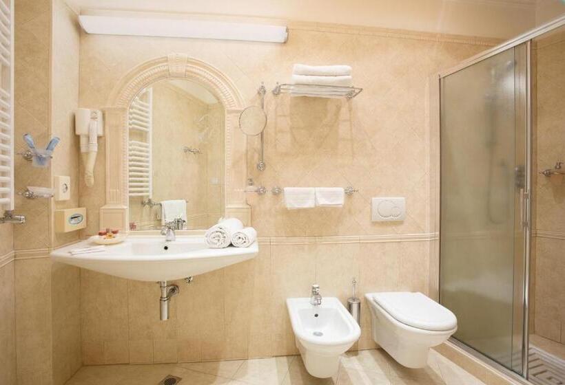 スタンダードルーム, Gambrinus