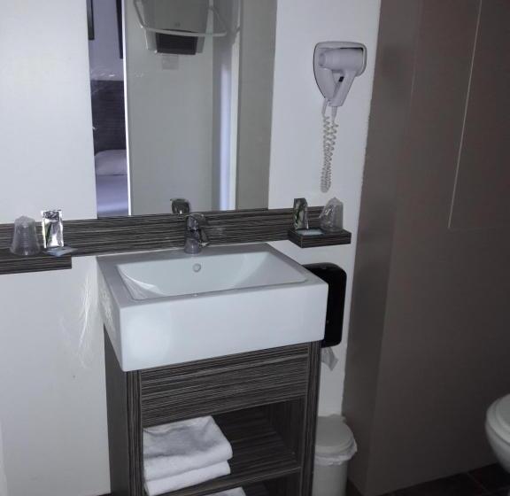 标准三人间, Le Cosy Blois Villebarou