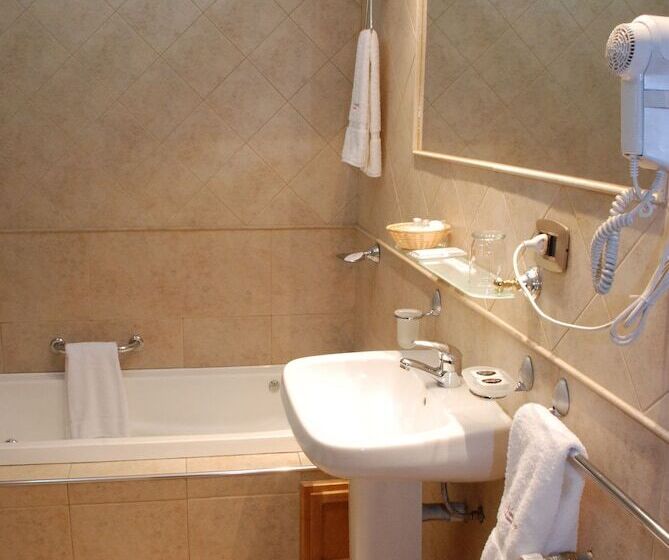 スタンダードトリプルルーム, Los Naranjos