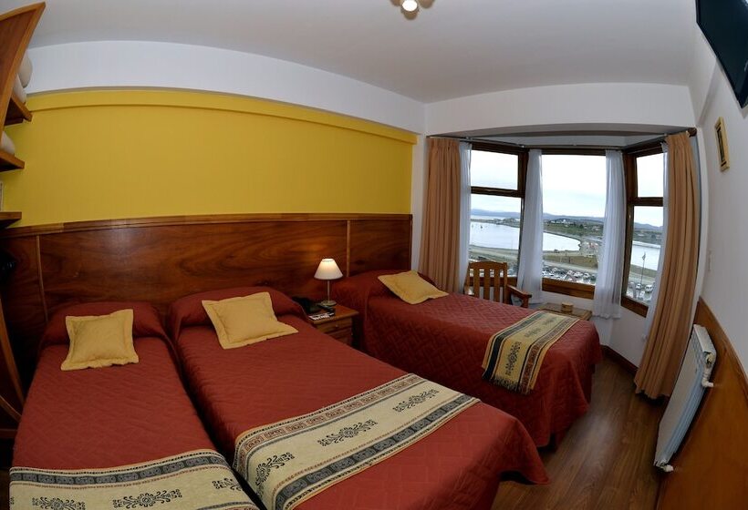 スタンダードトリプルルーム, Los Naranjos