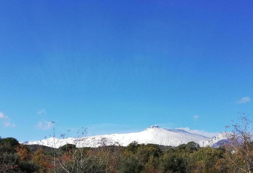 חדר סטנדרט נוף להרים, Milomax