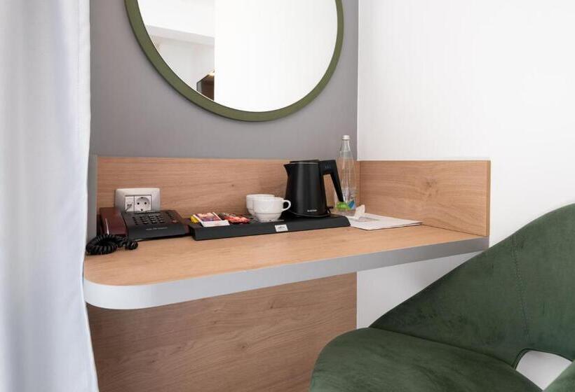 اتاق استاندارد با بالکن و چشمانداز دریا, Villa Nova