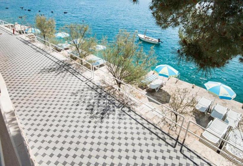 اتاق استاندارد با بالکن و چشمانداز دریا, Villa Nova