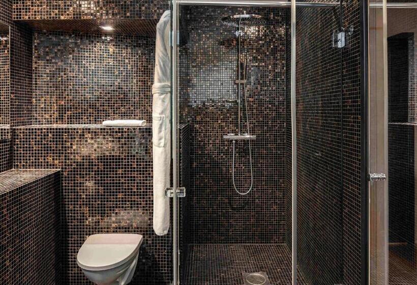 חדר אקזקיוטיב חדר קינג, Swissôtel Tallinn