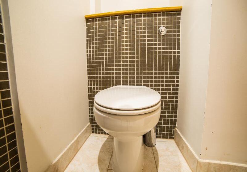 スタンダードシングルルーム, The Cleveland