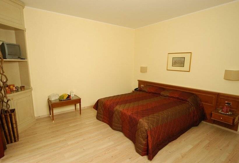 スーペリアールーム, Valentino