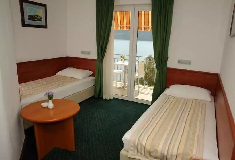 اتاق استاندارد, Villa Nova