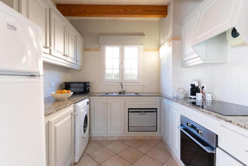 スリーベッドルーム　ヴィラ, Villas Maribel