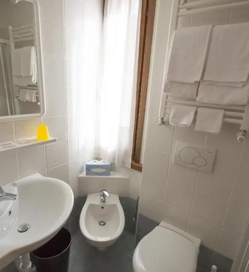 اتاق سوپریور, Meublé Albergo Dante