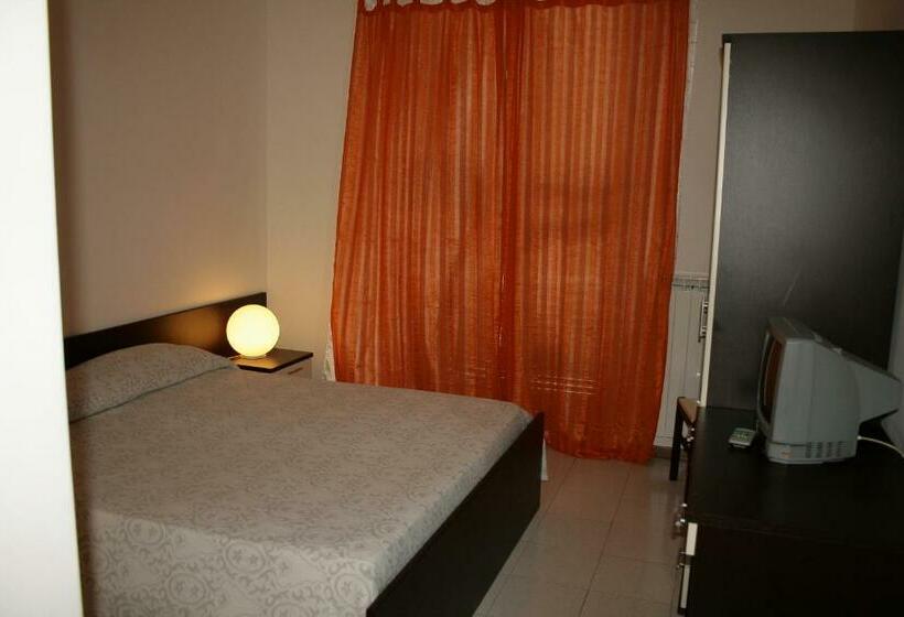 스탠다드 룸 산 전망, Nido Delle Rondini Hotel Ristorante Pizzeria