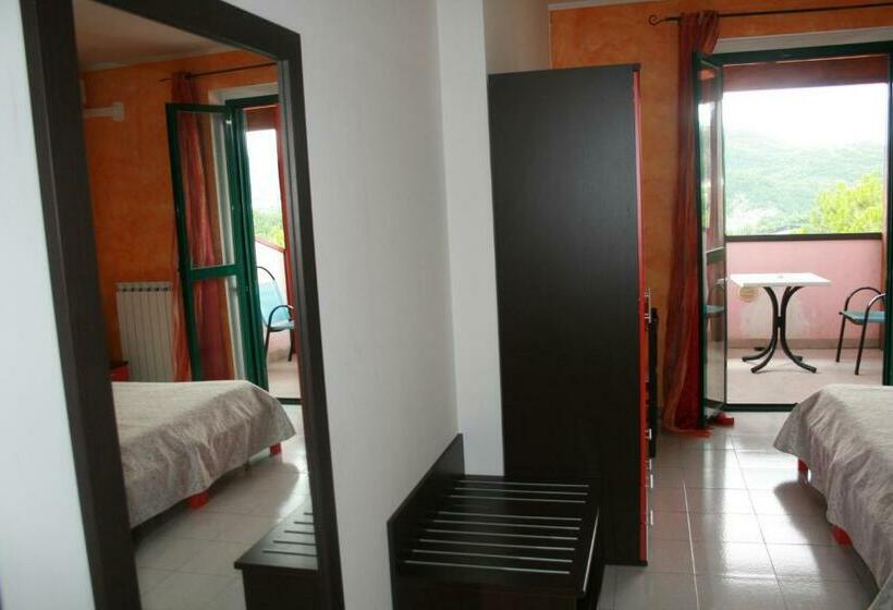 스탠다드 룸 산 전망, Nido Delle Rondini Hotel Ristorante Pizzeria