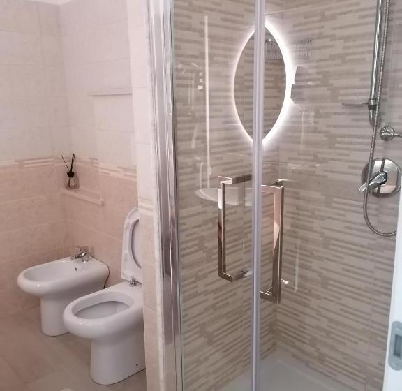 스탠다드 트리플 룸, Nido Delle Rondini Hotel Ristorante Pizzeria