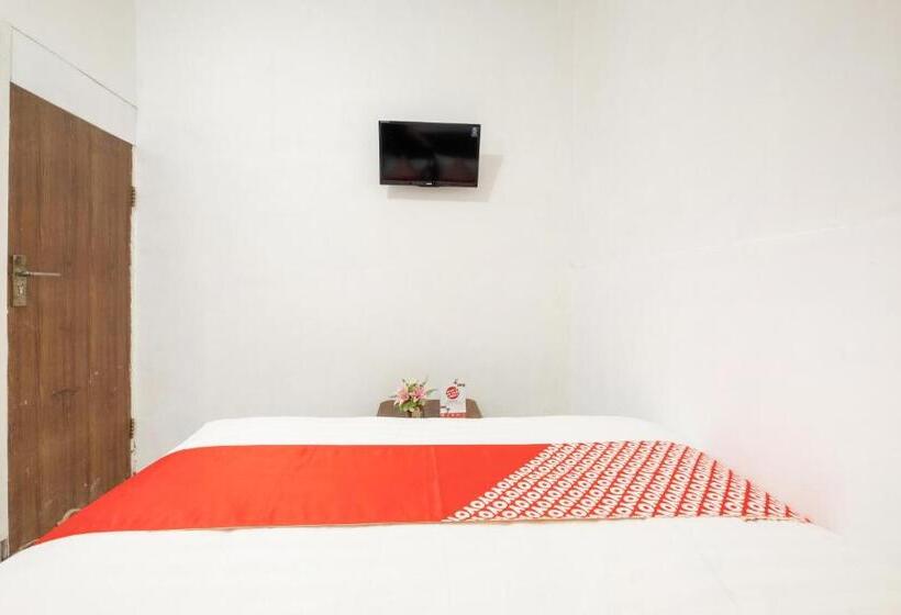 Номер Economy, Oyo 2394  Brosta