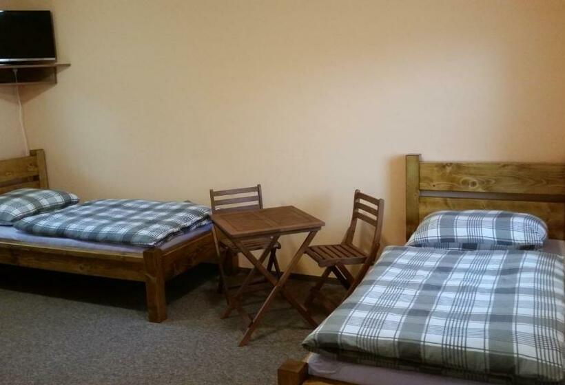 חדר משפחתי, Penzion Stará Fořtovna Brdy