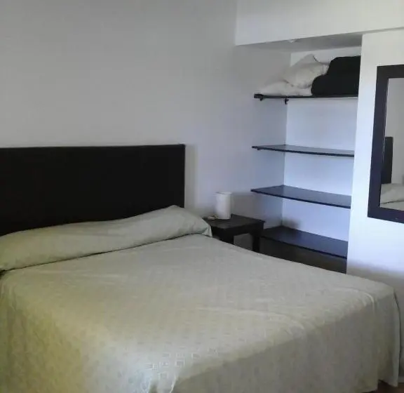 Perhebungalow, Complejo Colon Village