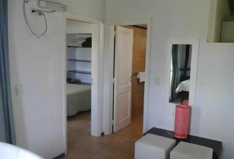Perhebungalow, Complejo Colon Village