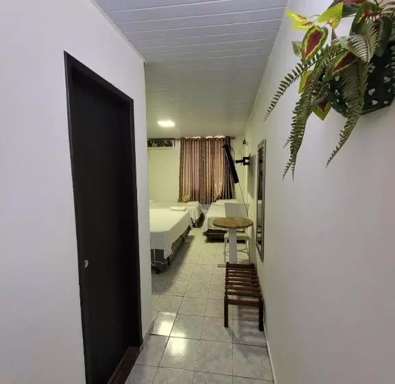 اتاق استاندارد سه نفره, Aton Plaza