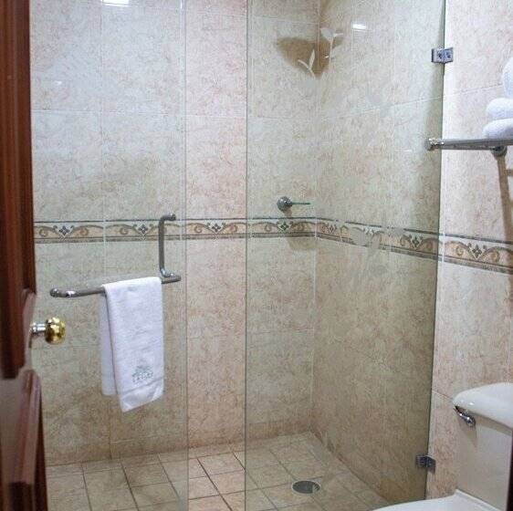 Chambre Executive, Casino Plaza