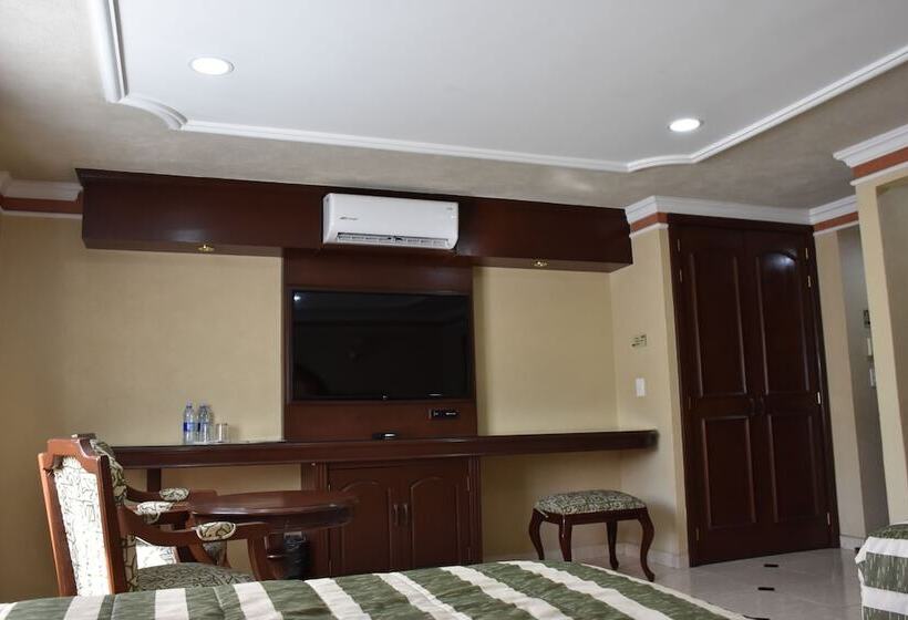 Chambre Executive, Casino Plaza