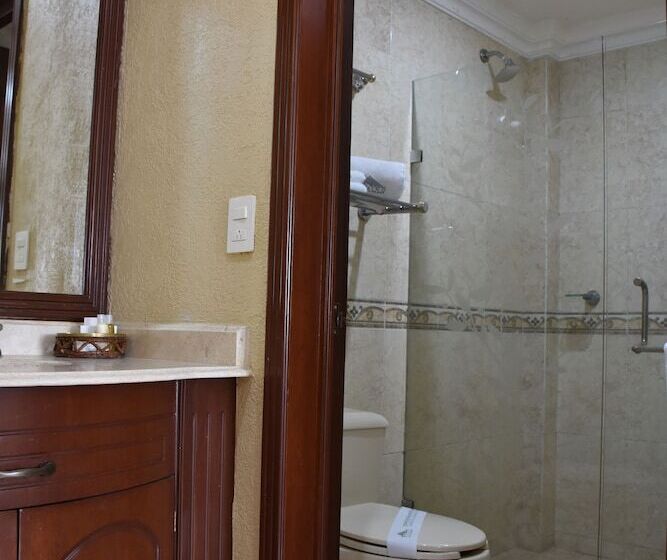 スイート, Casino Plaza